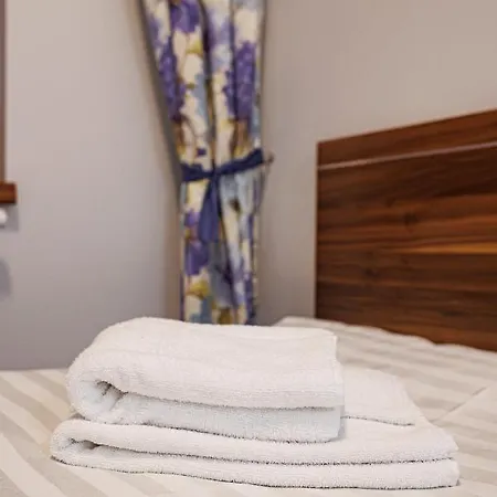 Lesne Patio بيت ريفي