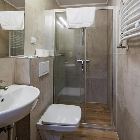 Lesne Patio イン