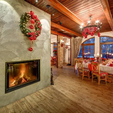 Lesne Patio بيت ريفي *